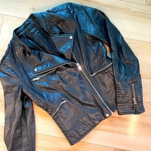 NWOT ZARA Cropped Leather Jacket